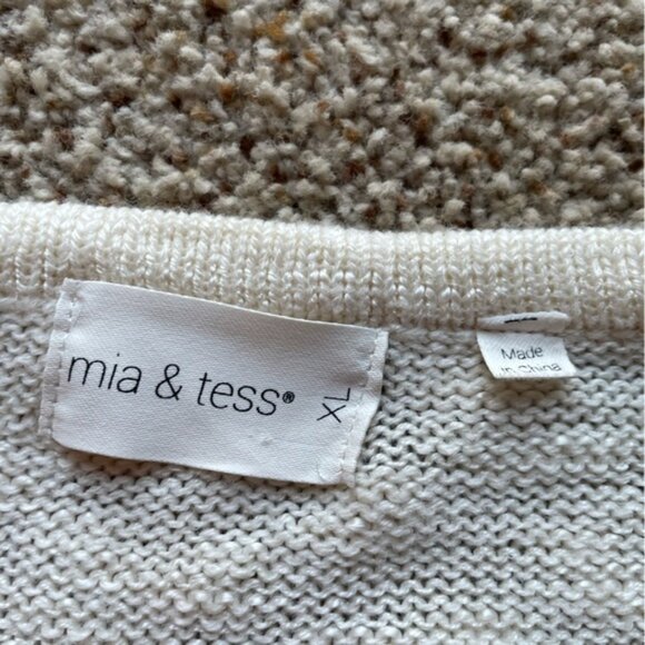 Mia&Tess Sunday Funday sweater size XL - Picture 4 of 5
